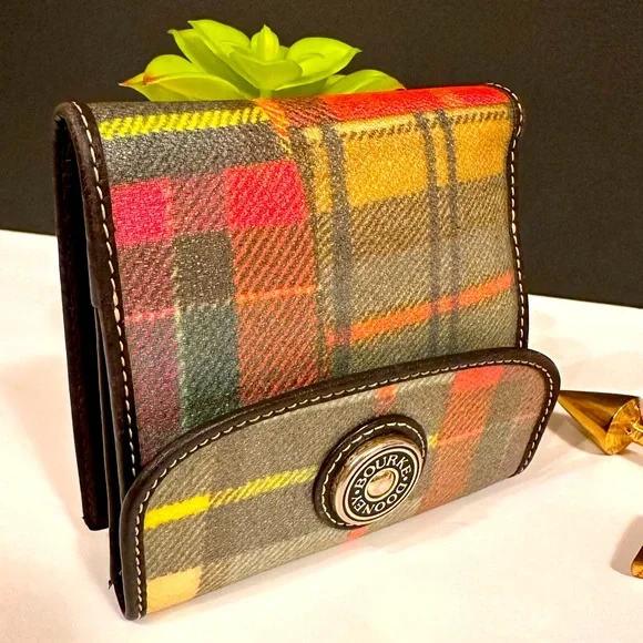 Vintage Dooney & Bourke Graffiti Leather Wallet- Like New - Picture 4 of 13